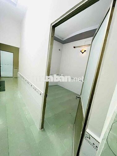 Cho thuê nhà nguyên căn mới đẹp 2PN, Đường TA11, 5.5 triệu/ tháng