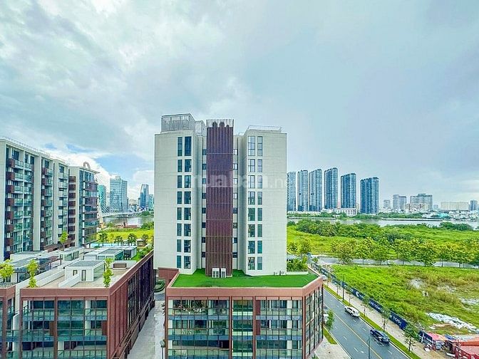 Căn hộ bán tại Metropole Thủ Thiêm gồm 3 phòng ngủ tầng trung 151m2