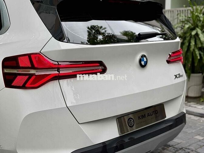 BMW X3 2025 sDrive20i - 2700 km