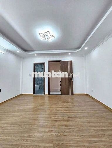 Nhà Mới 31m2 x 4.5 Tầng – Ngõ Thoáng Taxi Vào Tận Cổng  - Nhỉnh 6 tỷ Nhà Mới 31m2 x 4.5 Tầng – Ngõ Thoáng Taxi Vào Tận Cổng  - Nhỉnh 6 tỷ