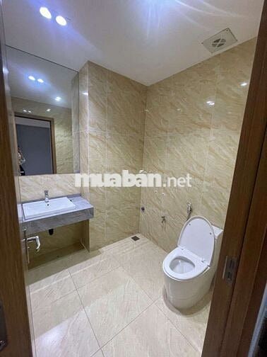 CHO THUÊ NHÀ TẦNG 4-5 TẠI LOUIS CITY – PHÙ HỢP LÀM VP,STUDIO