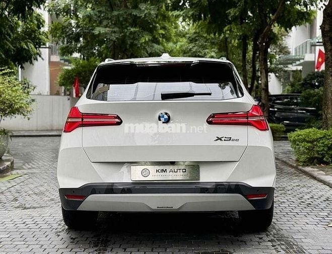 BMW X3 2025 sDrive20i - 2700 km