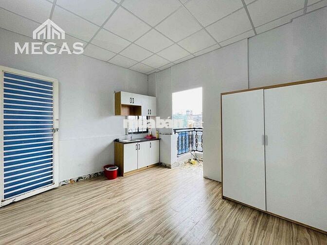 🔥 HinhThat BANCONG - 1PN - 1P bếp ngay CV Phú Lâm