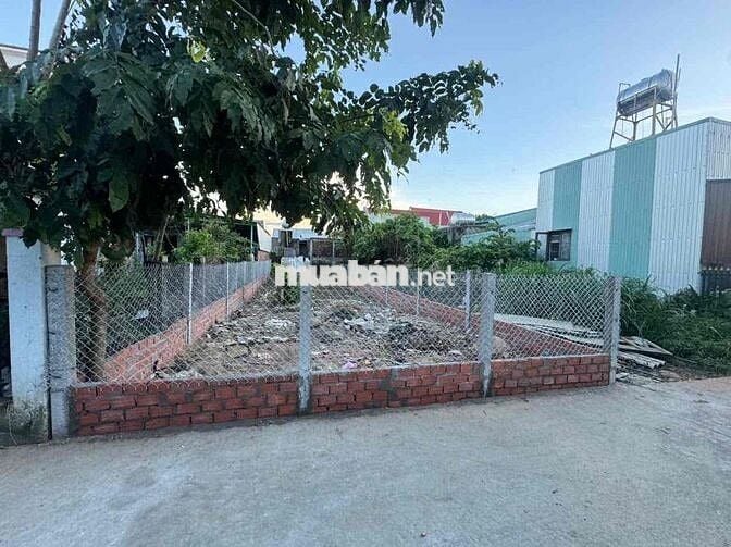 Duy Phước - Gần Quốc lộ 1A- Bán lô Đất Đẹp gần Trường Học…..,,