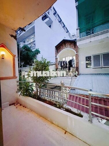 NHÀ XÓM CHIẾU Q4- HẺM 3m- 20m2 - 2 LẦU ĐÚC KO QH- CHỈ 3 TỶ