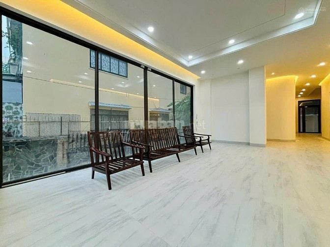 Cho Thuê Toà Nhà MỚI 100% Tại Nguyễn Văn Thủ, Quận 1 - DTSD 1500m2 