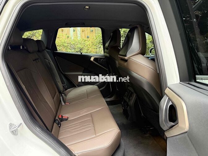 BMW X3 2025 sDrive20i - 2700 km