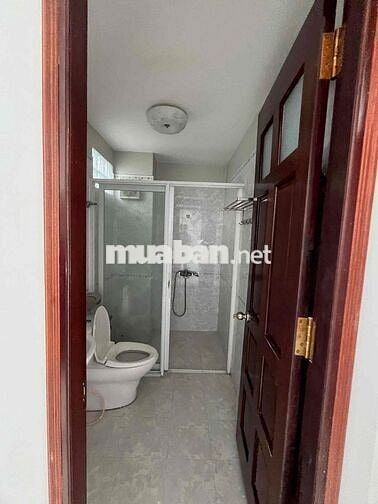 Cho thuê nhà Mặt Tiền Kinh Doanh 4x25 Trệt Lửng 3 Lầu