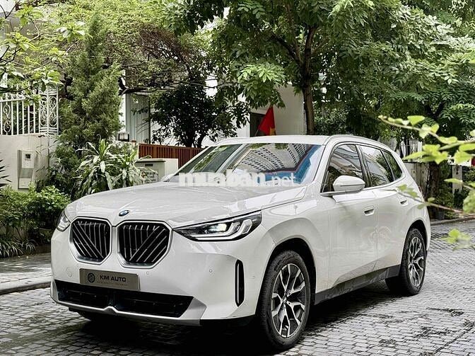 BMW X3 2025 sDrive20i - 2700 km