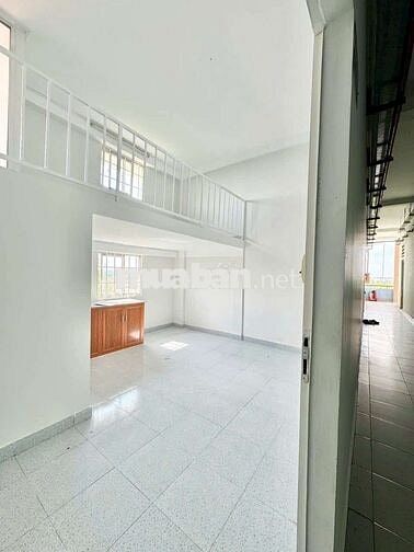 (7626) nhà Định Hòa, lầu 2 sổ hồng 545 triệu. Toàn quốc mua được