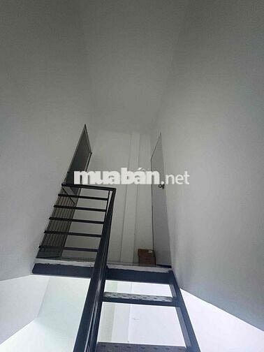 QUÁ RẺ ĐƯỜNG CHIẾN LƯỢC, MỚI 90%