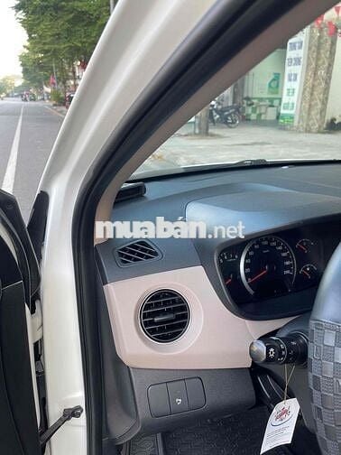 Hyundai Grand i10 2016 1.0 Base - 700000 km
