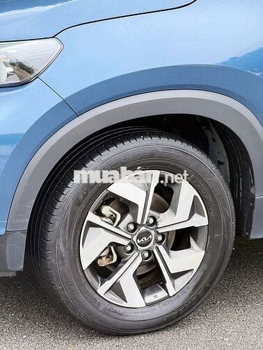 Kia Sonet 2021 màu xanh