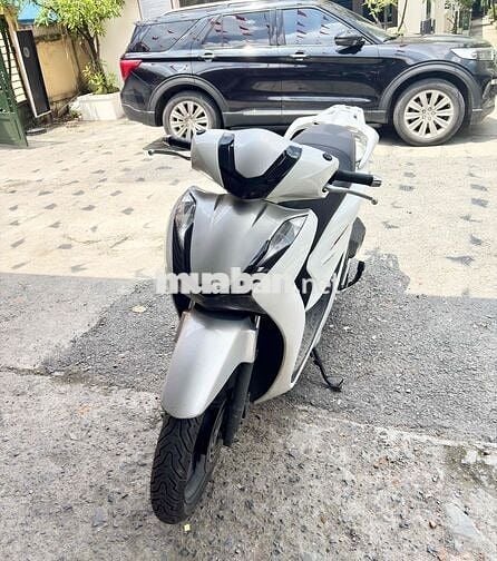 Cần bán SH 150i 2020 ABS Trắng chính chủ odo 3v