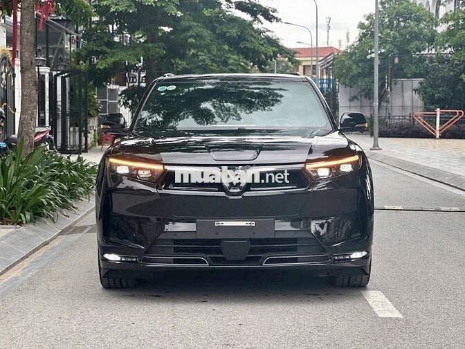 VinFast VF9 2025 Plus - 51 km