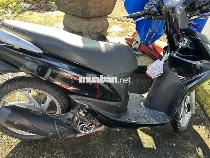 mk cần bán xe gấp để về qque