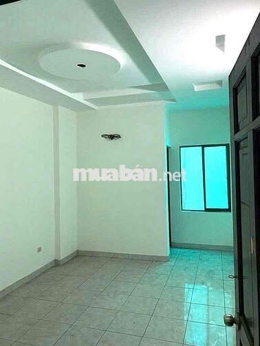 Nhà Mặt tiền Nguyễn Chí Thanh, Quận 10 (cho làm CHDV/ CẢI TẠO)