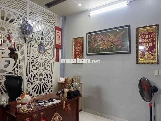 BIỆT THỰ MINI NGAY BÀ TRIỆU NGANG 8m Chỉ 7,2 TỶ NGAY THỊ TRẤN HÓC MÔN
