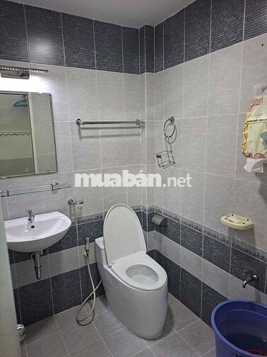 CHO THUÊ NHÀ HẺM THÔNG THOÁNG ĐẸP QUANG TRUNG P10 GÒ VẤP