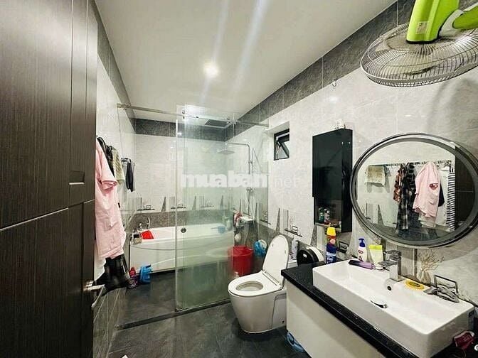 Bán nhà 2tầng sát Bãi biến mỹ khê Đà Nẵng