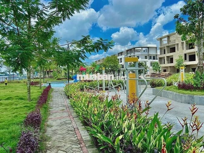 Bán nhà chính chủ, dự án The Pearl Riverside,Bến Lức,Long An. Đã có sổ