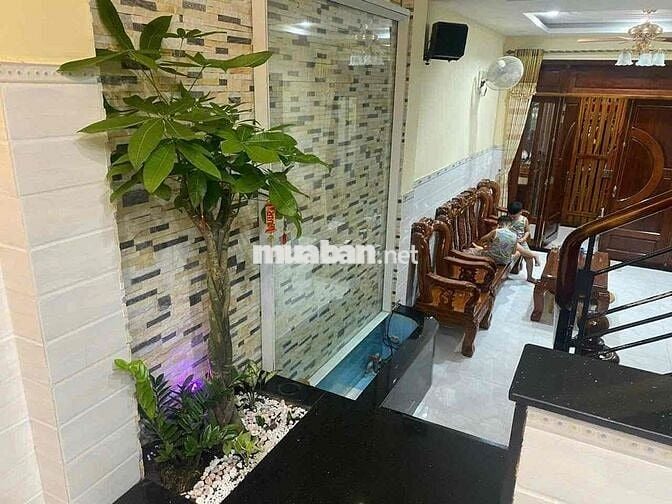 cần cho thuê nhà Bùi mình trực p5 q8