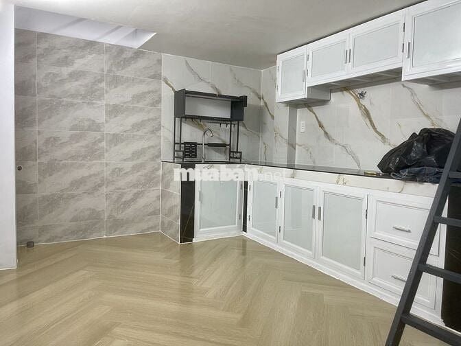 Cho thuê nhà mới 3PN - Nguyễn Sỹ Sách DTSD ~ 100m2