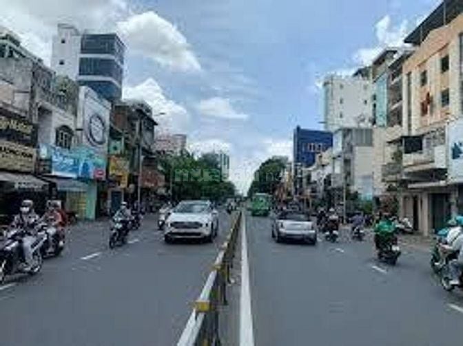 Mặt Tiền Lý Thái Tổ Quận 10& Q3(cũ) Giá chỉ 28 tỷ  - 