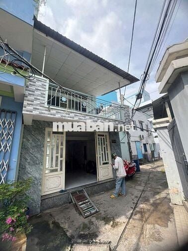 CẠNH KHU TÊN LỬA - NHÀ 2 TẦNG - DT 6,5x7 - HẺM 3M - GIÁ NHỈNH 3 TỶ X