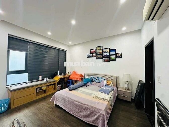 Bán nhà 2tầng sát Bãi biến mỹ khê Đà Nẵng