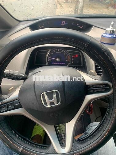 Honda Civic 2010 2.0 AT - 128 km