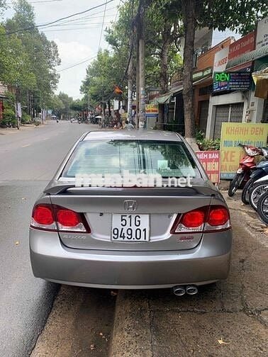 Honda Civic 2010 2.0 AT - 128 km