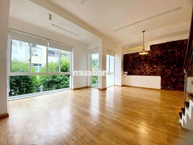 SIÊU PHẨM VỊ TRÍ PHỐ THỜI TRANG - 139E Lê Văn Sỹ - 4 Tầng - DT: 400m2