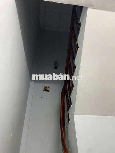 Cho thuê nhà hẻm xe tải đường dương đức hiền