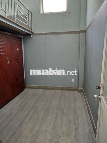 Phòng trọ giá rẻ 13m² đường Phạm Văn Bạch, Tân Bình ( giáp Gò Vấp)