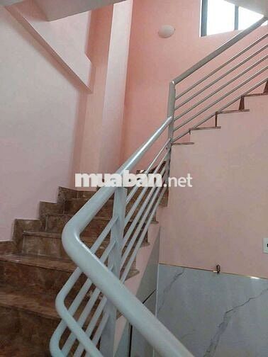 NHÀ HẺM 8M, DTSD:90M2, 3 TẦNG, 3PN, ĐƯỜNG SƯ VẠN HẠNH,Q10.