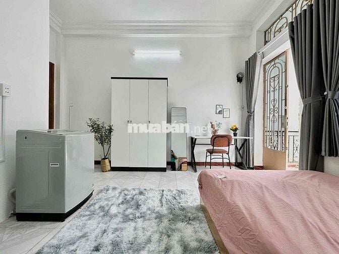 CĂN HỘ FULL NỘI THẤT BAN CÔNG RỘNG MÁY GIẶT RIÊNG GẦN ĐIỆN BIÊN PHỦ