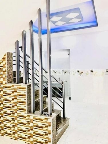 Vỡ nợ bán nhà 1 trệt 1 lầu đường Kênh Tân Hóa - Tân Phú giá 990 triệu 