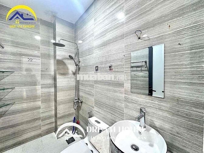 STUDIO CỬA SỔ TRỜI MỚI XÂY - GẦN CAO ĐẲNG Y DƯỢC SÀI GÒN