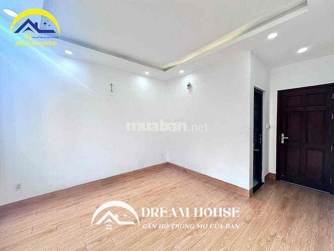 STUDIO CỬA SỔ TRỜI MỚI XÂY - GẦN CAO ĐẲNG Y DƯỢC SÀI GÒN