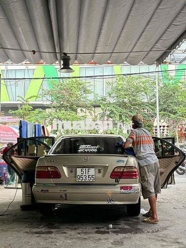 Mercedes Benz E240 W210 2001