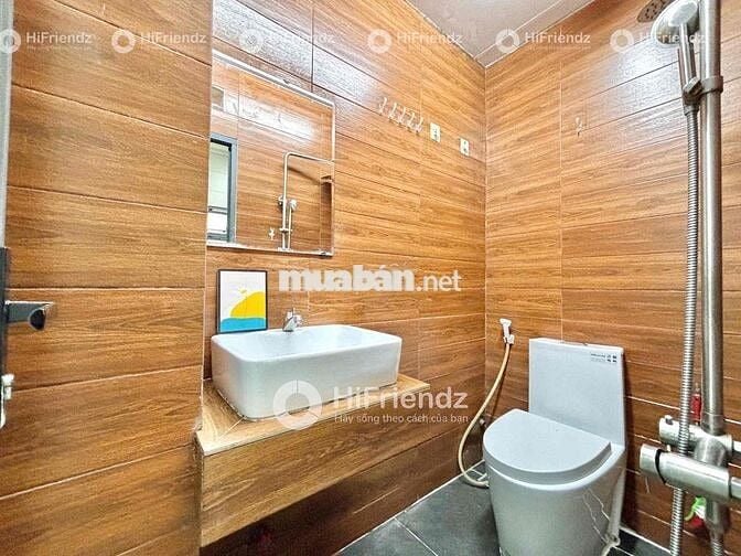 TRỐNG SẴN STUDIO CỬA SỔ THOÁNG_FULL NỘI THẤT_CÓ THANG MÁY_GẦN LUỸ BÁN