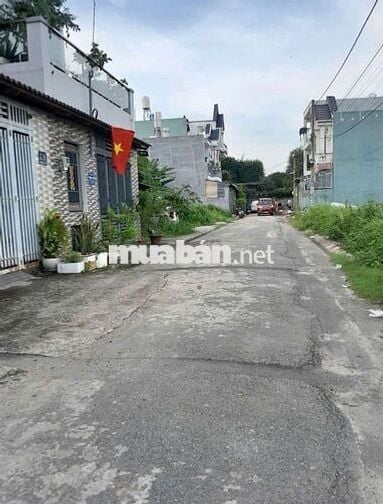 Đất 6,17 x 13 (81m2) 1 /hẻm nhựa 7m,cạnh khu du lịch Sinh Thái Hóc Môn