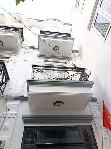 Bán nhà sổ hồng chung đồng sở hữu đất thổ cư đường 7 m