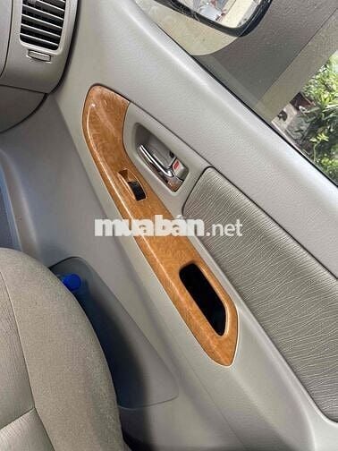 Toyota Innova 2008 G  xe gia dinh
