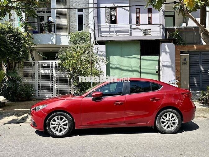 Mazda 3 2015 1.5 AT Sedan - 92000 km