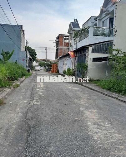 Đất 6,17 x 13 (81m2) 1 /hẻm nhựa 7m,cạnh khu du lịch Sinh Thái Hóc Môn