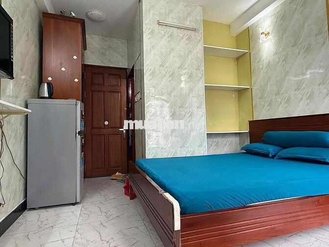 phòng trọ gần phố đi bộ Bùi viện trung tâm Q1