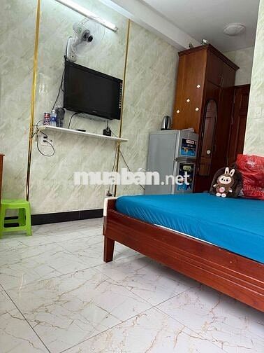 phòng trọ gần phố đi bộ Bùi viện trung tâm Q1