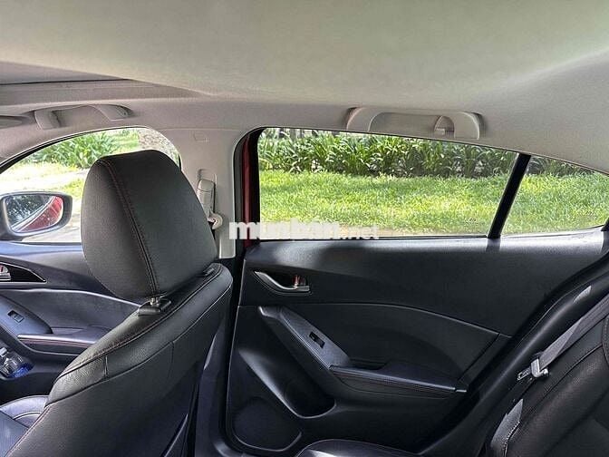 Mazda 3 2015 1.5 AT Sedan - 92000 km